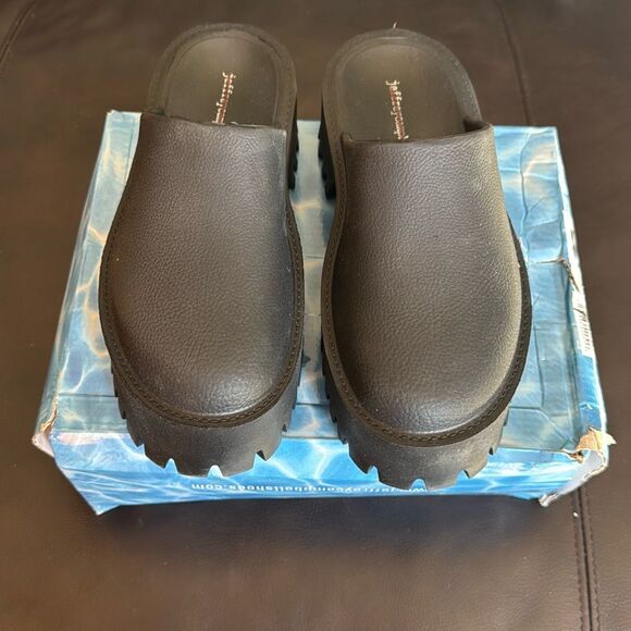 Jeffrey Campbell Woman Black Mule Clogs - Picture 7 of 10
